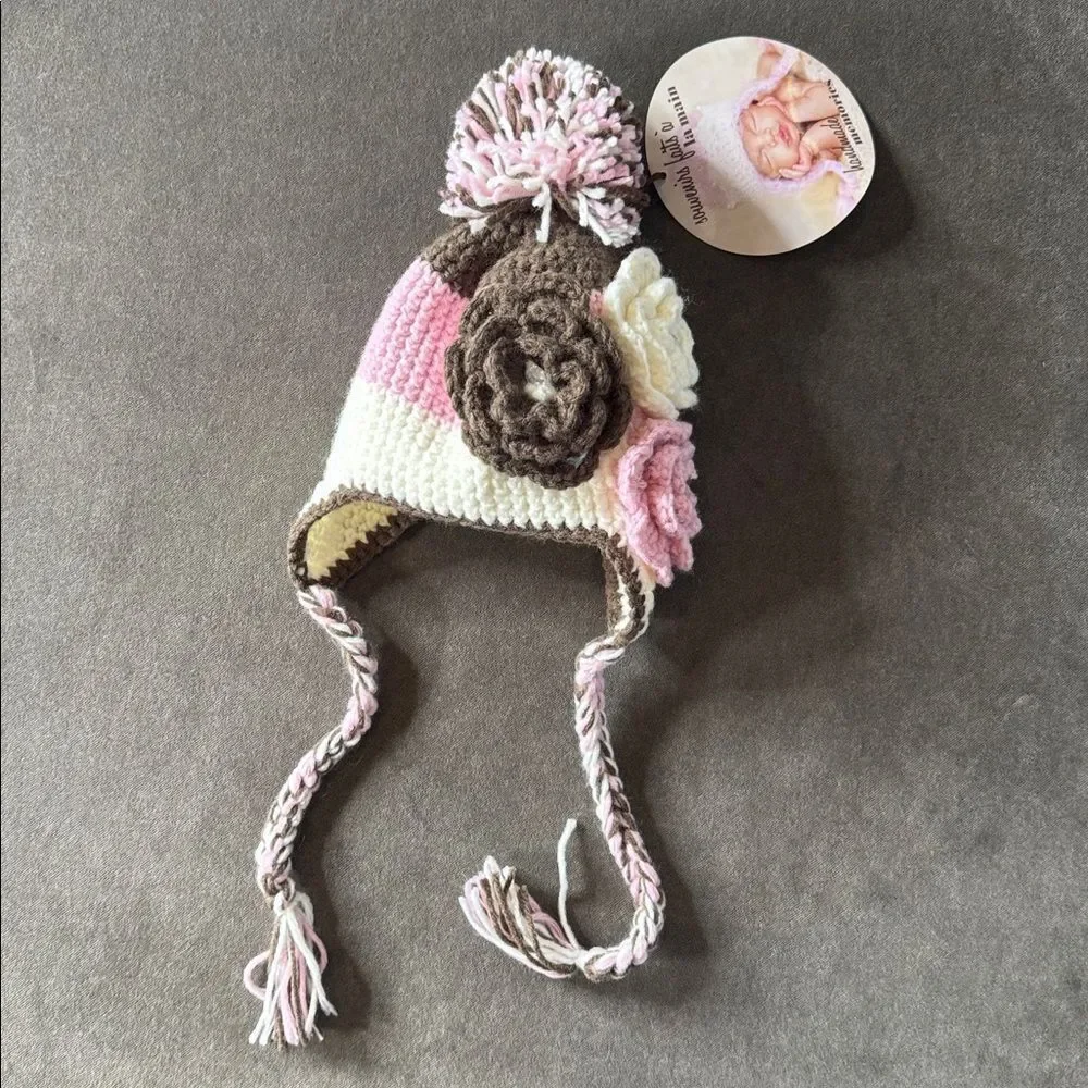Disney Baby Infant Girls Crocheted Hat Beanie Flowers and Pompom 0-6 months NEW